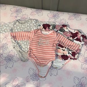 Jessica Simpson onesies